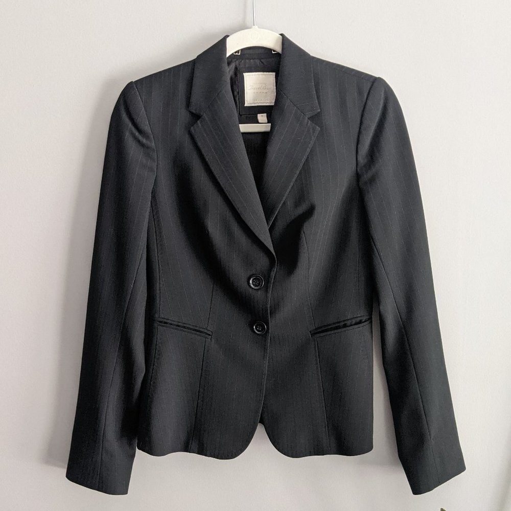 The Limited- Black Suit Top S:4